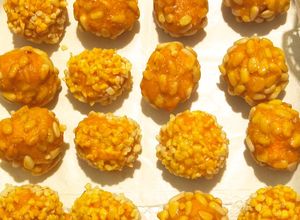 Una foto de Panellets de boniato sin gluten