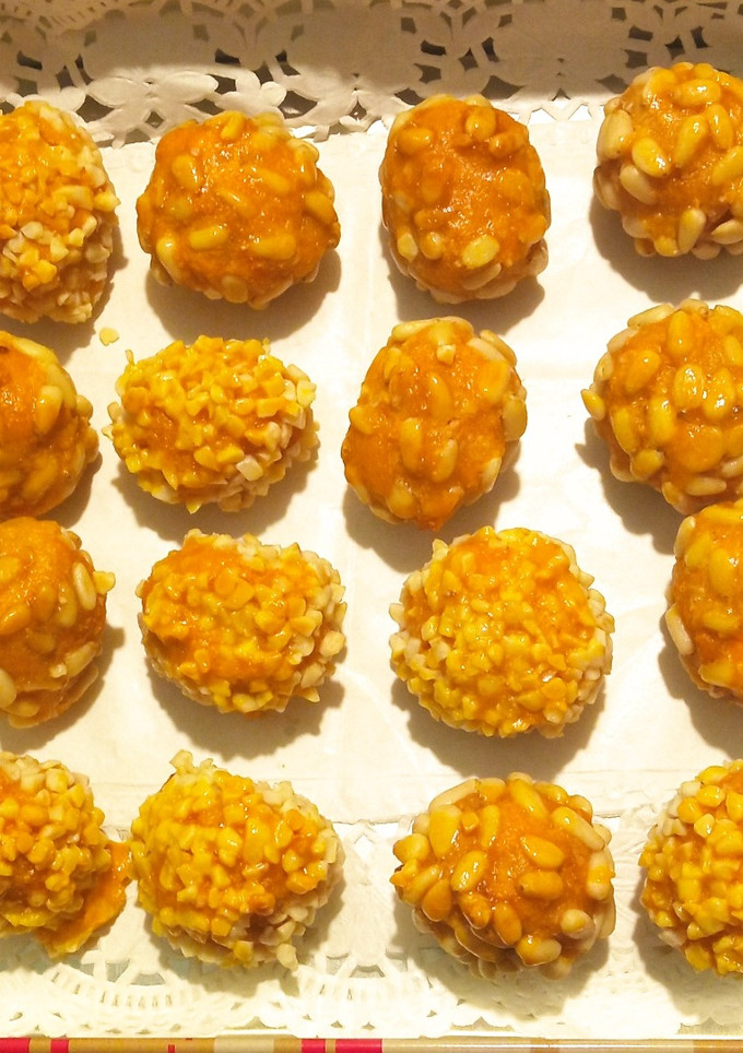 Una foto de Panellets de boniato sin gluten