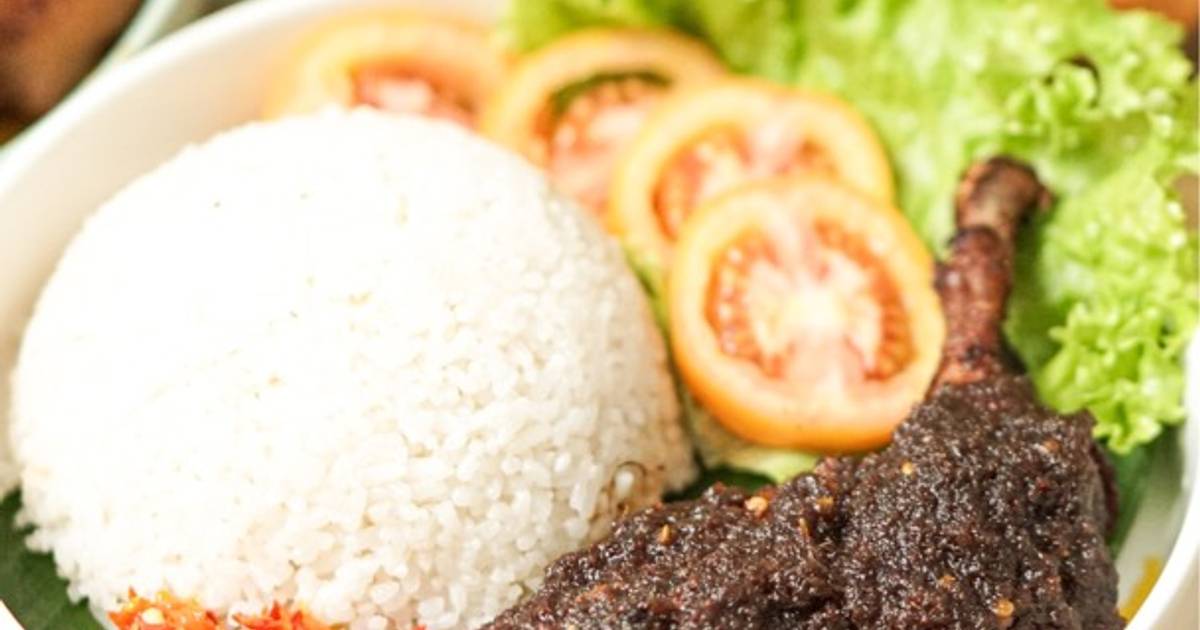 Resep Bebek Bumbu Hitam Khas Madura Favorit Bunda