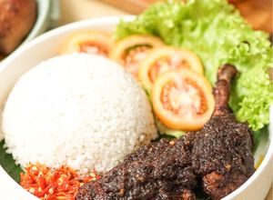 Foto resep Bebek Bumbu Hitam Khas Madura