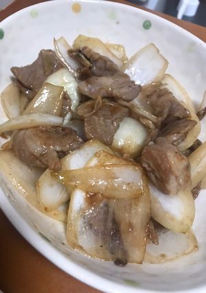 Hình của món Thịt lợn xào hành tây.