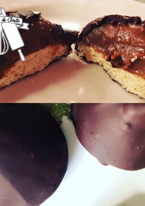 Una foto de Conitos de Dulce de leche y chocolate