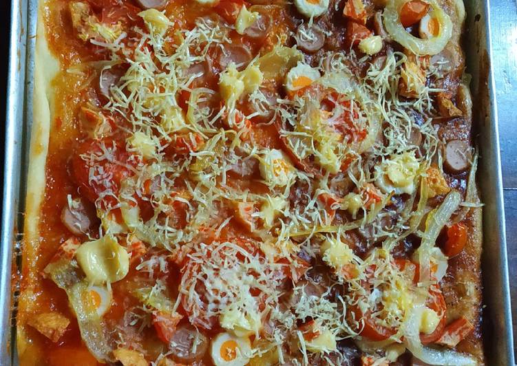 Langkah Mudah untuk Membuat Pizza saos campur yang Lezat
