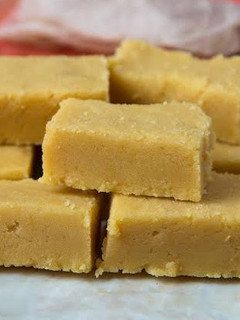😋😋மைசூர் பாக்😋😋😋 செய்முறை முக்கிய புகைப்படம்