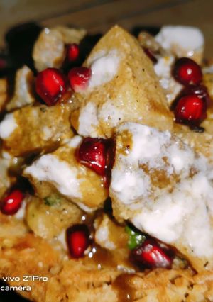 लच्छा टोकरी चाट (Lachha tokri chat recipe in hindi) रेसिपी मुख्य फोटो