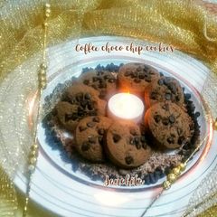 A picture of Coffee choco chip cookies.