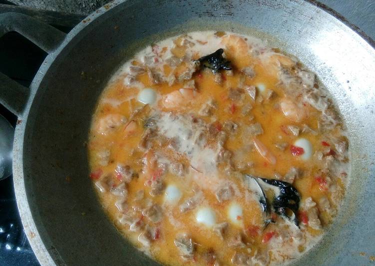 Sambal goreng udang,puyuh,tempe