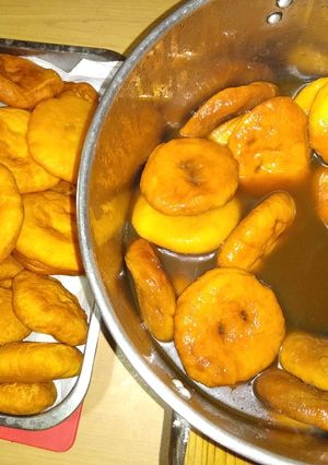 Una foto de Sopaipillas con zapallo - pasadas😋