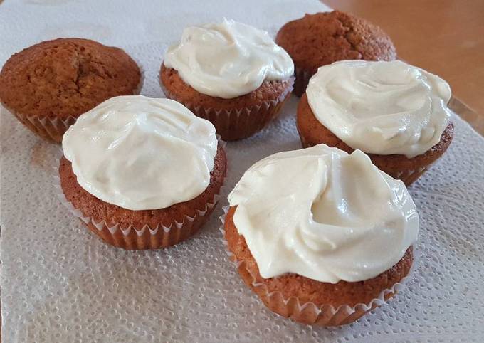 Recipe of Homemade Vanilla Cupcakes with Cream Cheese frosting