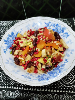 A picture of Fruits and Nuts Platter.