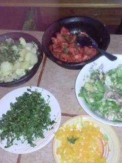 Una foto de Ensalada surtida con jurel