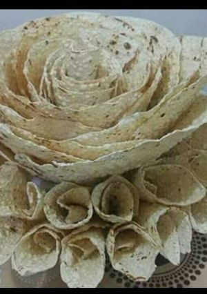 पापड़ रोज (Papad,rose recipe in hindi) रेसिपी मुख्य फोटो
