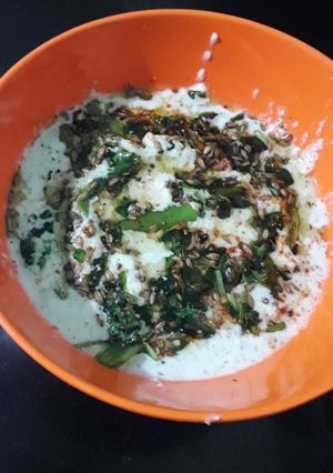 A picture of Coconut chutney.