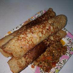 A picture of Chicken Pancake with Corned Beef Sauce.