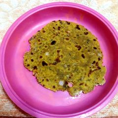 Dal parantha A picture of Dal parantha.