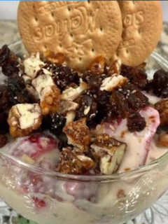 Una foto de Fresas con crema con un toque diferente