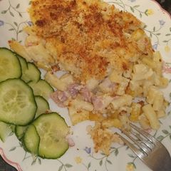 A picture of Cauliflower and bacon pasta bake.