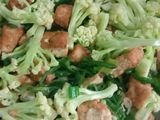 Tumis tahu & bunga kol