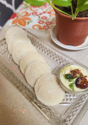 A picture of Red Poha Urad Idli.