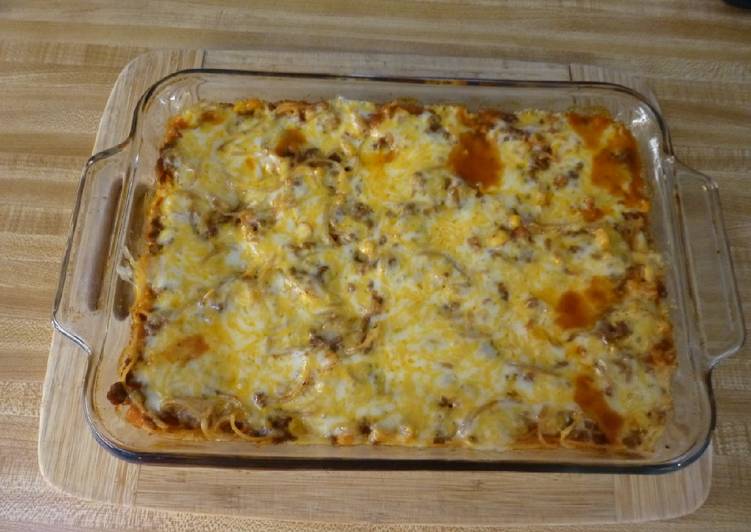 Maw Maws Spaghetti Pie Casserole