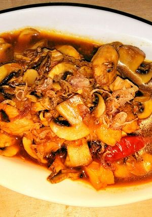 Foto resep Tumis Ayam Jamur Kancing berkuah