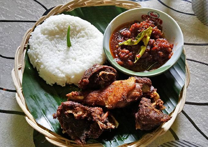 Bebek goreng ungkep sambel terasi