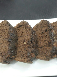 A picture of Chocolate vanilla cake.