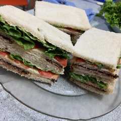 Una foto de Sándwiches de ternera 👈🥳 | Paso a paso 🥪🥩 Clásico argentino