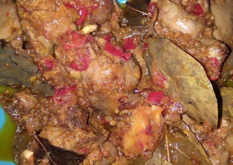 Langkah memasak Ati ayam bumbu pedas Anti Gagal