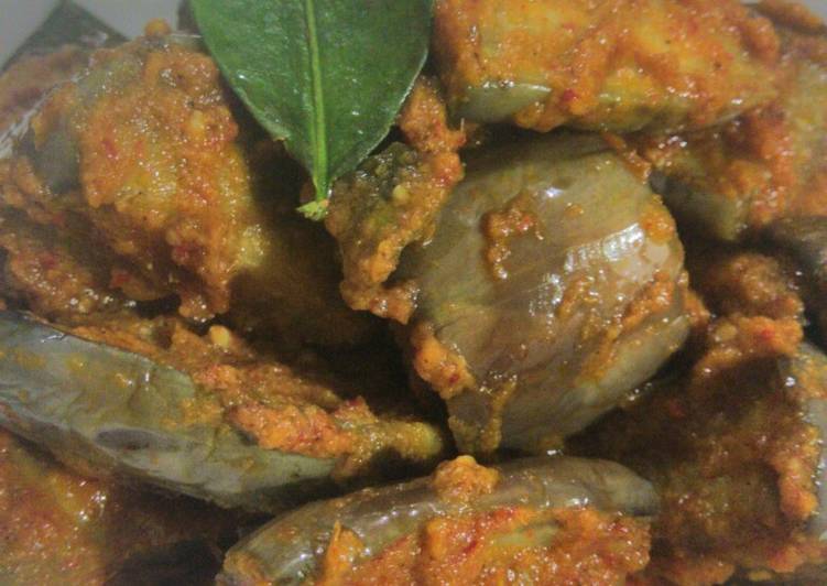 Sambal goreng/balado terong ungu