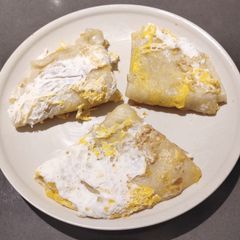 A picture of Paratha with Egg.
