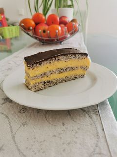 Mákos-kókuszos krémes recept fotója