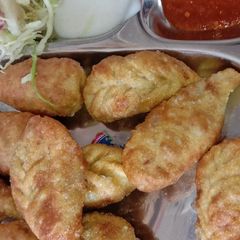 A picture of Momos.