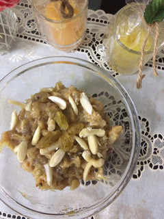 लौकी का हलवा (lauki ka halwa recipe in Hindi) रेसिपी मुख्य फोटो