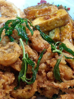 鹹酥炸魷魚 的食譜成品照片