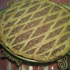 A picture of Raspberry Walnut Crostada.