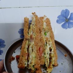 A picture of Omelette Sandwich.