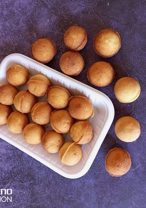 A picture of Cake pops.
