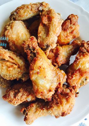 รูปของ ปีกไก่ทอดเกลือซีอิ๊วสูตรทำง่าย