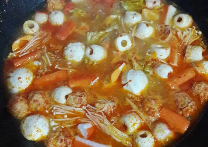 Resep Suki Tomyam Bakso Seafood Oleh Bangkit Mei Eko Susilowati Cookpad