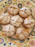 Pastelitos de masa quebrada con cabello de ángel. En un plis plas