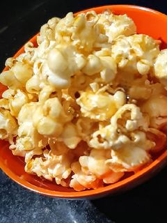 A picture of Caramel popcorn.