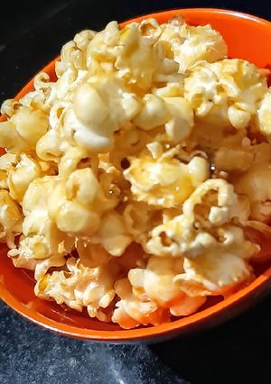 A picture of Caramel popcorn.