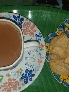 দুধ চা (Dudh cha recipe in Bengal) রেসিপির প্রধান ছবি