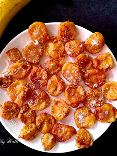 A picture of Ripe Banana fritters.