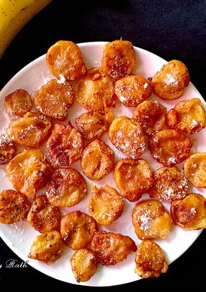 A picture of Ripe Banana fritters.