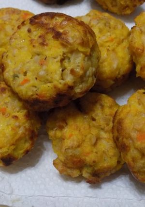 Una foto de Bocaditos saludables para niños con zapallo, avena, etc