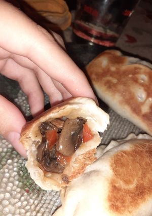 Una foto de Empanadas de champiñón/hongos🍄