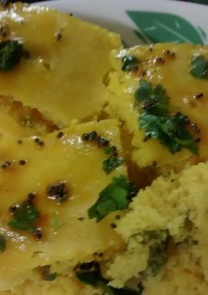 A picture of Khaman Dhokla.