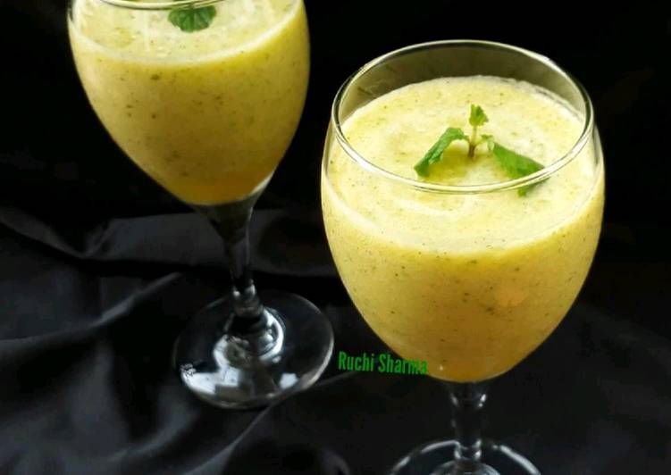 Pineapple mint frapee